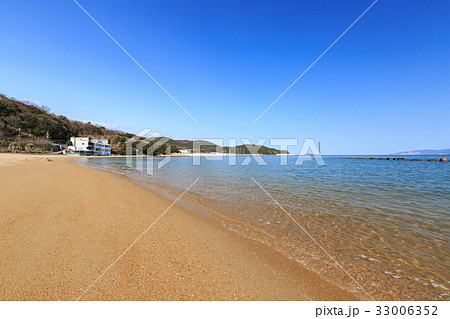宝伝海水浴場 -眼前には瀬戸内海の犬島群島- 宝伝海水浴場 -眼前には瀬戸内海の犬島群島- 33006352