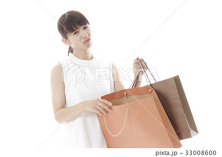 買ったものを無くした女性 買ったものを無くした女性 33008600