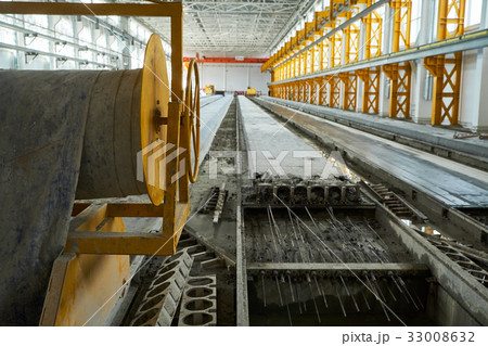 Manufacturing concrete slabs. reinforced concrete Manufacturing concrete slabs. reinforced concrete 33008632