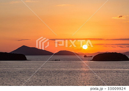 瀬戸内の夕景 -通仙園展望台- 33009924