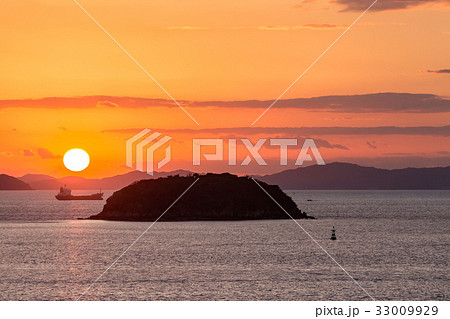 瀬戸内の夕景 -通仙園展望台- 33009929