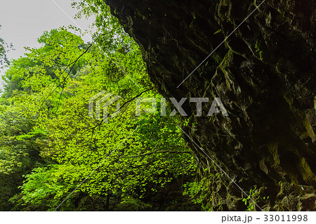 宮崎　高千穂　天安河原の仰慕ヶ窟 33011998