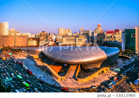 Dongdaemun design plaza, Seoul, South Korea Dongdaemun design plaza, Seoul, South Korea 33013960
