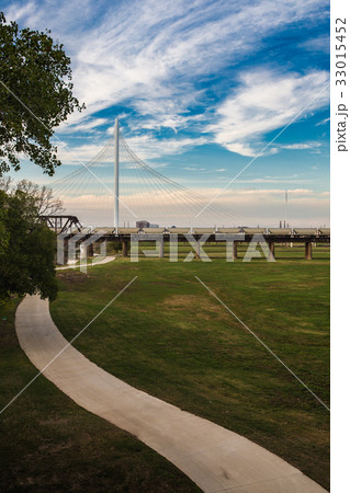 Margaret Hunt Hill Bridge Margaret Hunt Hill Bridge 33015452