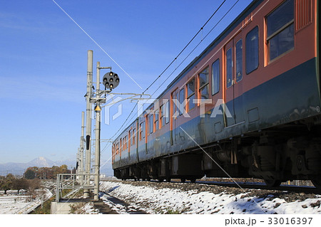 2016年11月末の雪と両毛線115系電車 2016年11月末の雪と両毛線115系電車 33016397