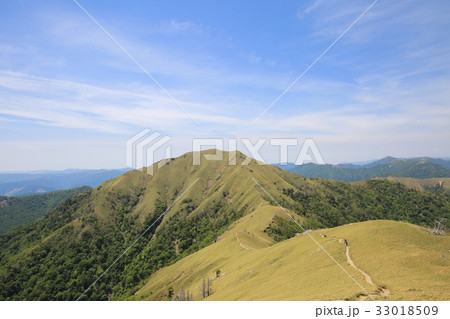徳島県　次郎笈 33018509