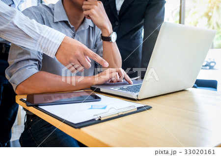 Teamwork process, business colleague meeting to Teamwork process, business colleague meeting to 33020161
