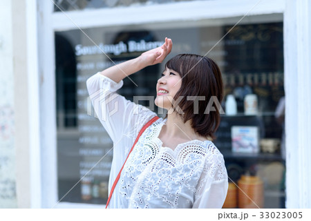 女性　ライフスタイル 33023005