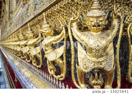 Garuda background at Wat Phra Kaew Garuda background at Wat Phra Kaew 33025641