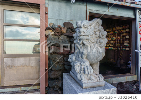 Komainu lion-dog guardian statue Komainu lion-dog guardian statue 33026410