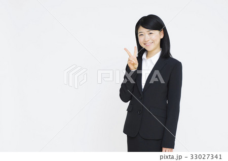 若いビジネスウーマン 若いビジネスウーマン 33027341