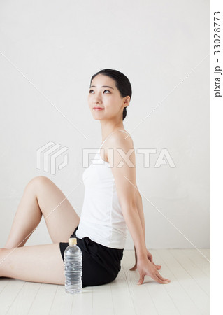 ピラティス ヨガ (女性) ピラティス ヨガ (女性) 33028773