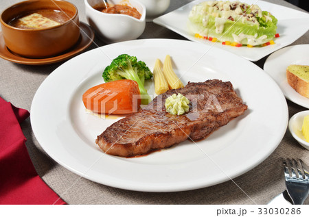 New York Steak New York Steak 33030286
