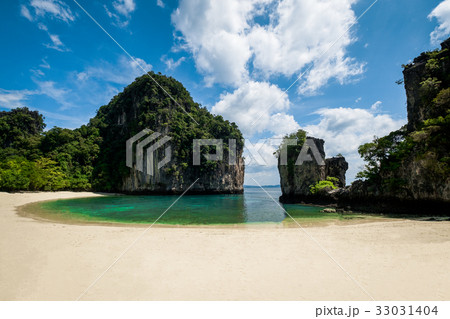 Railay beach in Krabi Thailand Railay beach in Krabi Thailand 33031404