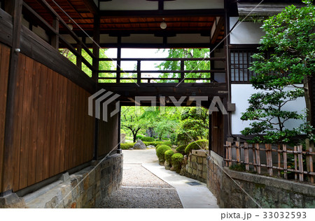 大阪　四天王寺の日本庭園 33032593