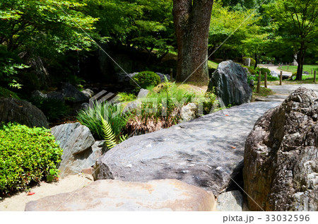 大阪　四天王寺の日本庭園 33032596