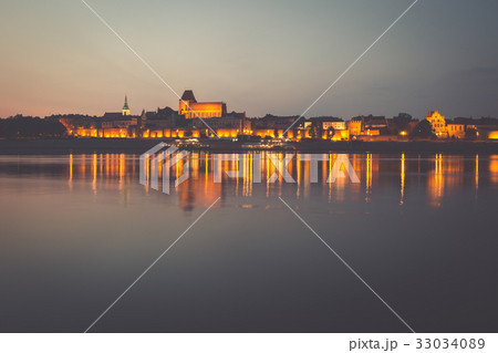 City of Torun in Poland, old town skyline City of Torun in Poland, old town skyline 33034089