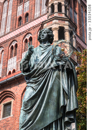 Nicolaus Copernicus statue in Torun, Poland 33034108