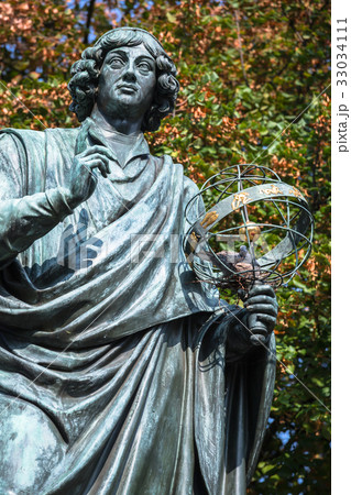 Nicolaus Copernicus statue in Torun, Poland 33034111