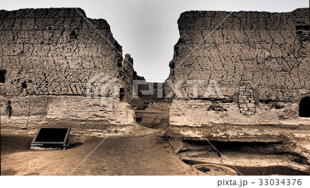 新疆ウィグル自治区トルファン・交河故城 / Jiaohe Ruins, Turpan, China 33034376