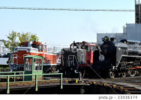機関車たちの井戸端会議 33036374