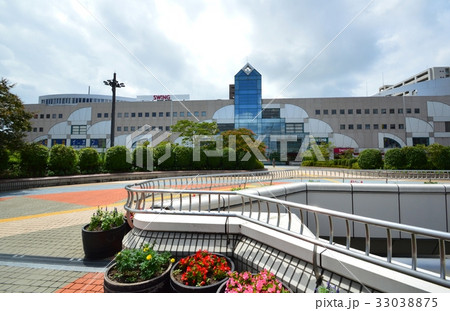 地下鉄泉中央駅前の風景 33038875