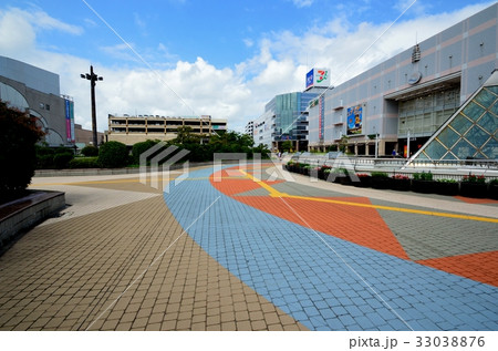 地下鉄泉中央駅前の風景 33038876
