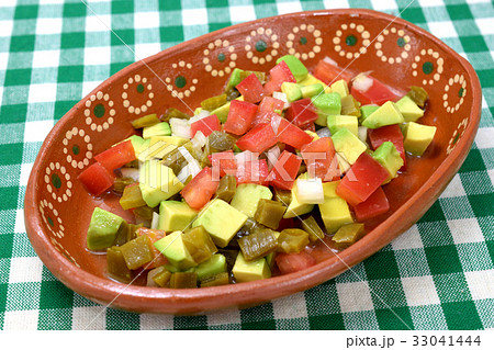 サボテンのサラダ 33041444