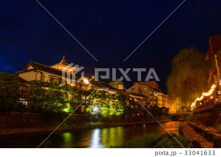 【静岡県】伊東の伝統旅館と松川の流れ 33041633