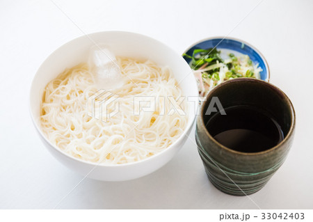 そうめん 33042403