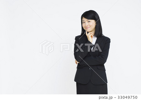 若いビジネスウーマン 若いビジネスウーマン 33049750