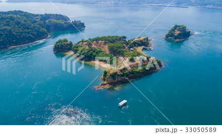 能島(愛媛県今治市/しまなみ海道) 空撮 能島(愛媛県今治市/しまなみ海道) 空撮 33050589