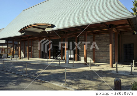 掃部山公園・横浜能楽堂 33050978