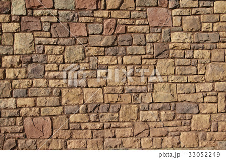 石で組まれた建物の壁面 石で組まれた建物の壁面 33052249