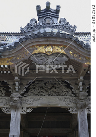 日蓮像が安置されている誕生寺阻師堂正面 33052532