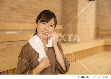 女性サウナイメージ 33052539
