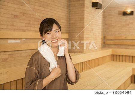 女性サウナイメージ 33054094