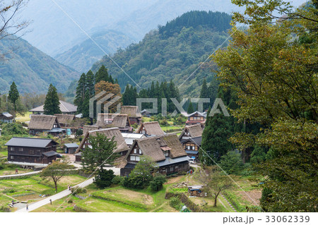 Shirakawago old village in Japan Shirakawago old village in Japan 33062339