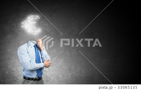 He is always thinking about money He is always thinking about money 33065135