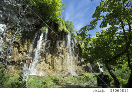 滝　プリトヴィッツェ国立公園 33069812
