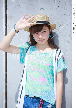 夏の日差し 33072450