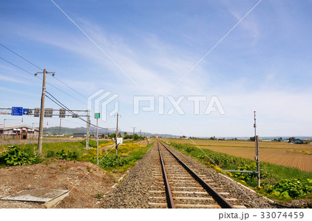 まっすぐな線路 富良野線 まっすぐな線路 富良野線 33074459