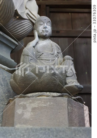 信州の文化財　名匠　守屋貞治の石仏　か羅陀山地蔵尊　正面仰観縦（下諏訪町慈雲寺） 33076309