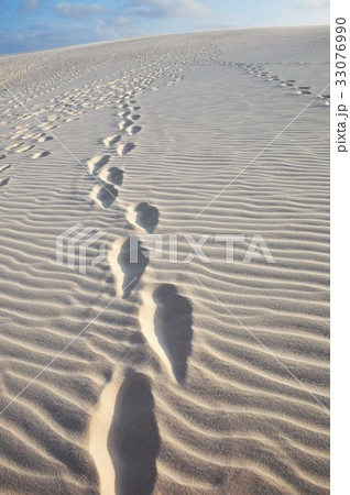 雨季にのみ現れる神秘の湖レンソイス 雨季にのみ現れる神秘の湖レンソイス 33076990
