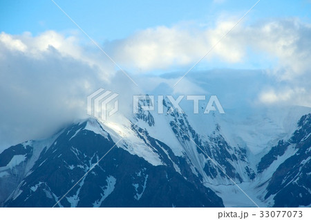 Altai mountains in Kurai area with North Chuisky 33077073