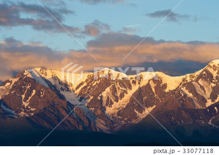 Altai mountains in Kurai area with North Chuisky 33077118