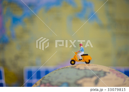 journey, vacation concept. miniature people 33079815