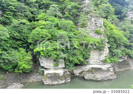 南会津にある「塔のへつり」 33083022