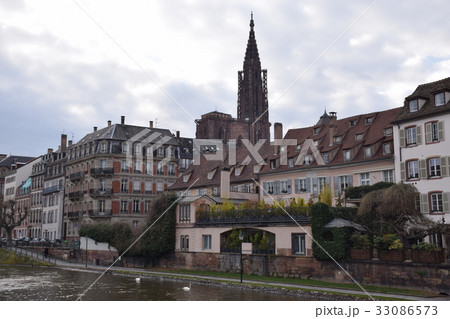 ストラスブール　旧市街 33086573
