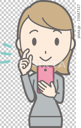 スーツを着た若い女性がスマートフォンを持って微笑んでいるイラスト スーツを着た若い女性がスマートフォンを持って微笑んでいるイラスト 33087327